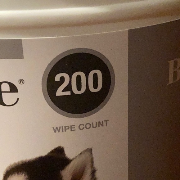 Brookstone Dog Left Nwt Brookstone Deodorizing Pet Wipes Poshmark